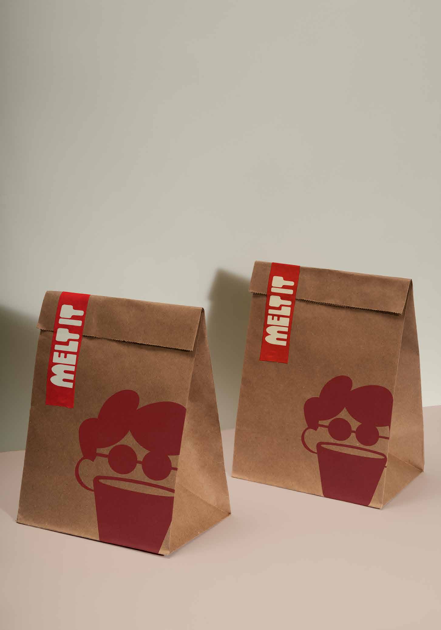 MELT IT kraft paper bags with mascot